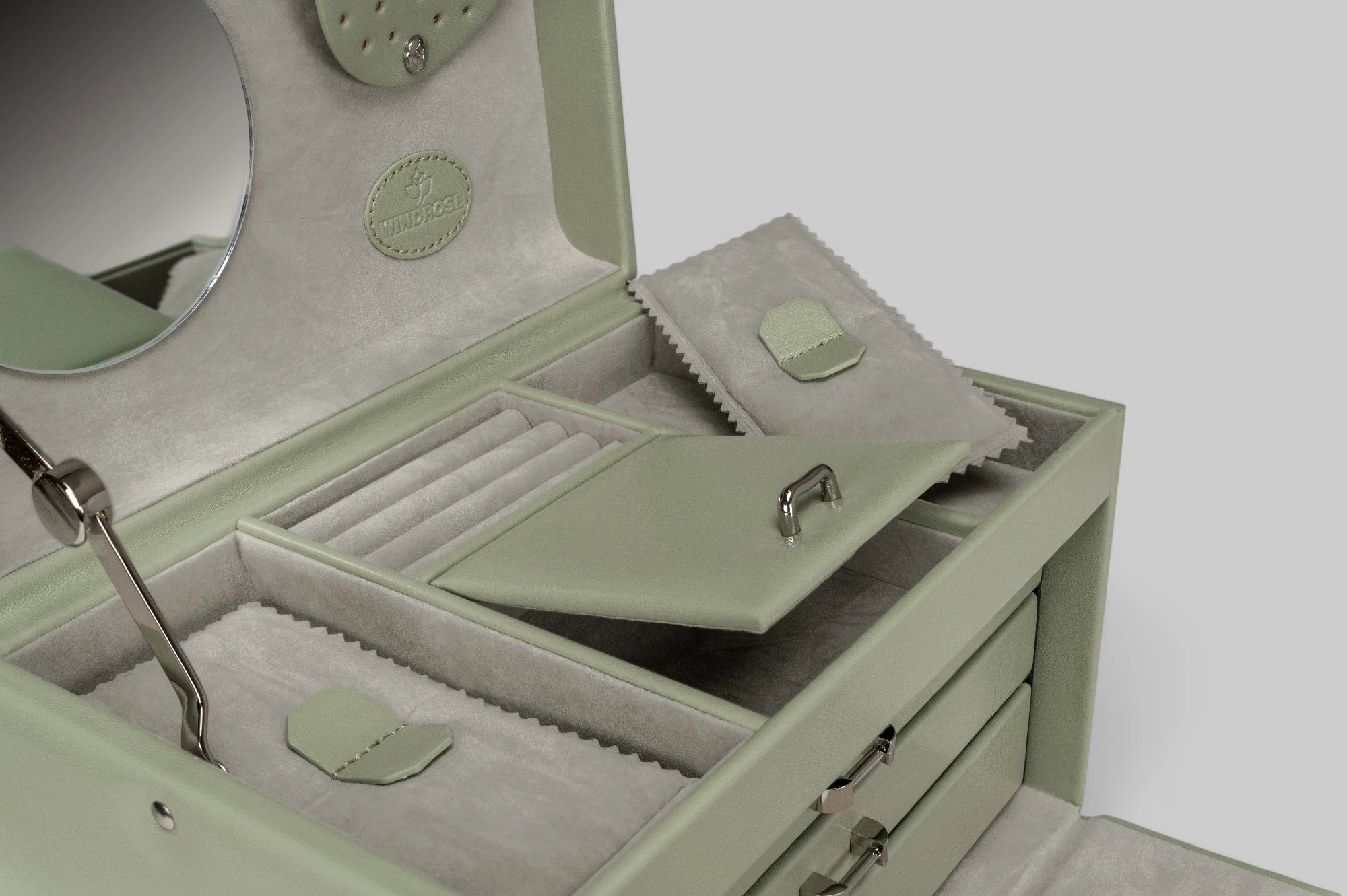 Merino Moda / sage jewelry case