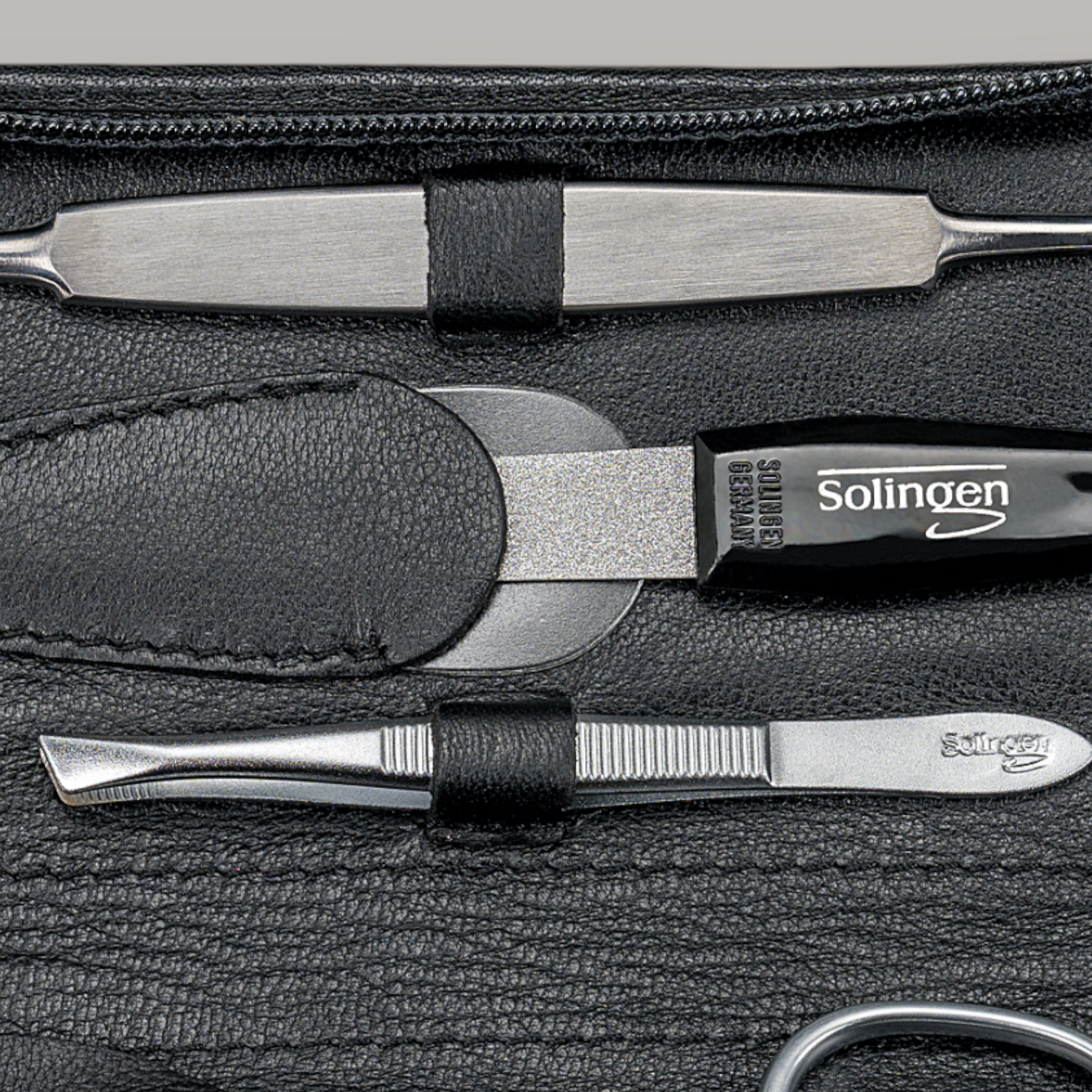 Trousse de manucure 5 pièces Nappa / noir (cuir de vachette pleine fleur)