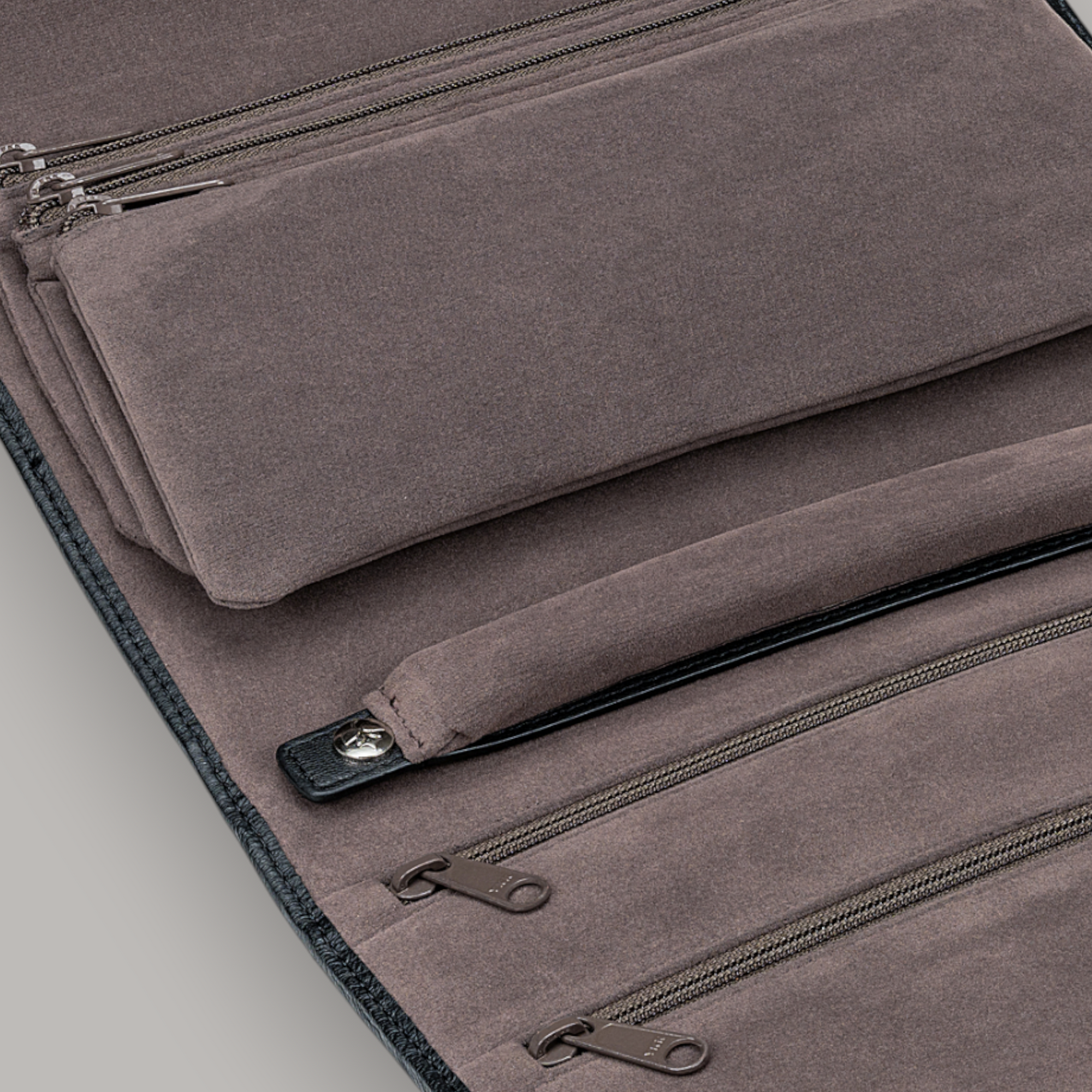 Schmucktasche XL Nappa / schwarz (Vollrindleder)
