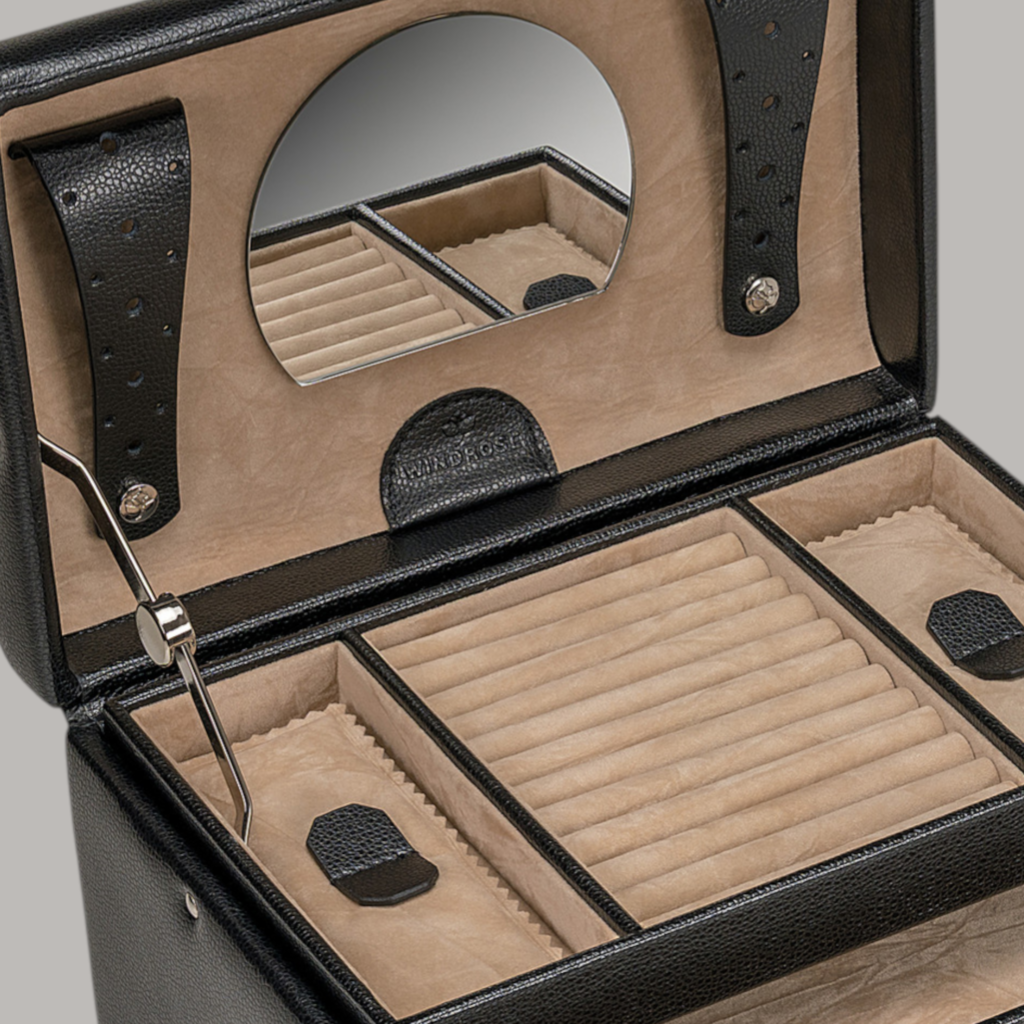 Beluga jewelry case / black (leather)